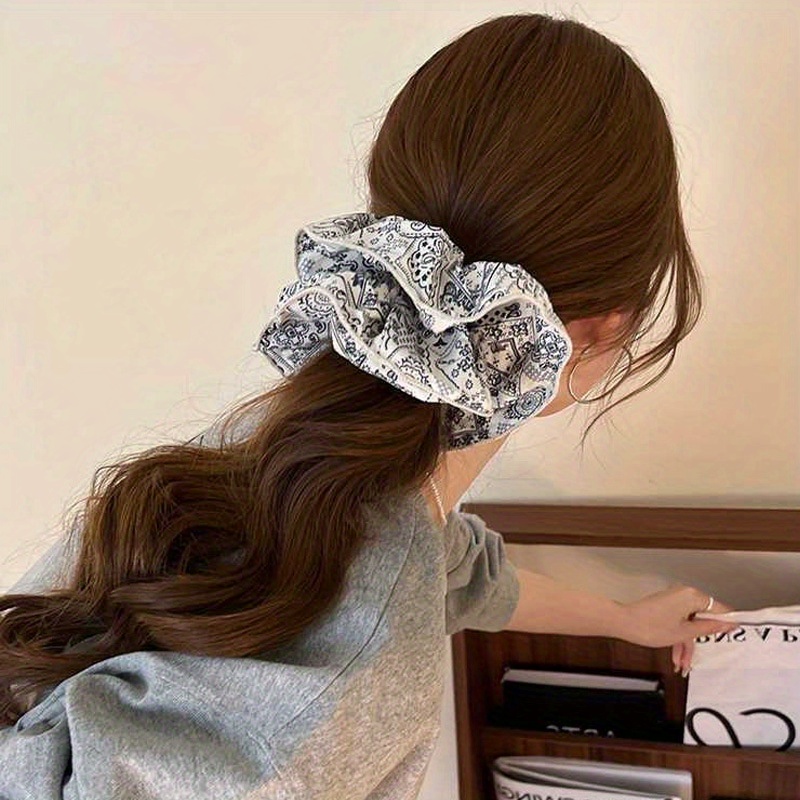 Elegant Black and White Fabric - Travel Accessories In Bulk 评论和价格