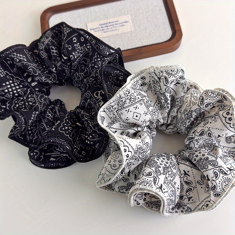 Elegant Black and White Fabric - Travel Accessories In Bulk 评论和价格