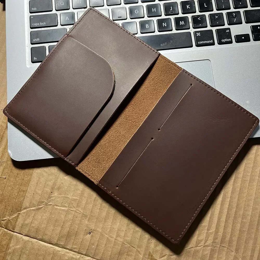 Personalised Leather Irish Pas - Travel Accessories Ireland 评论和价格